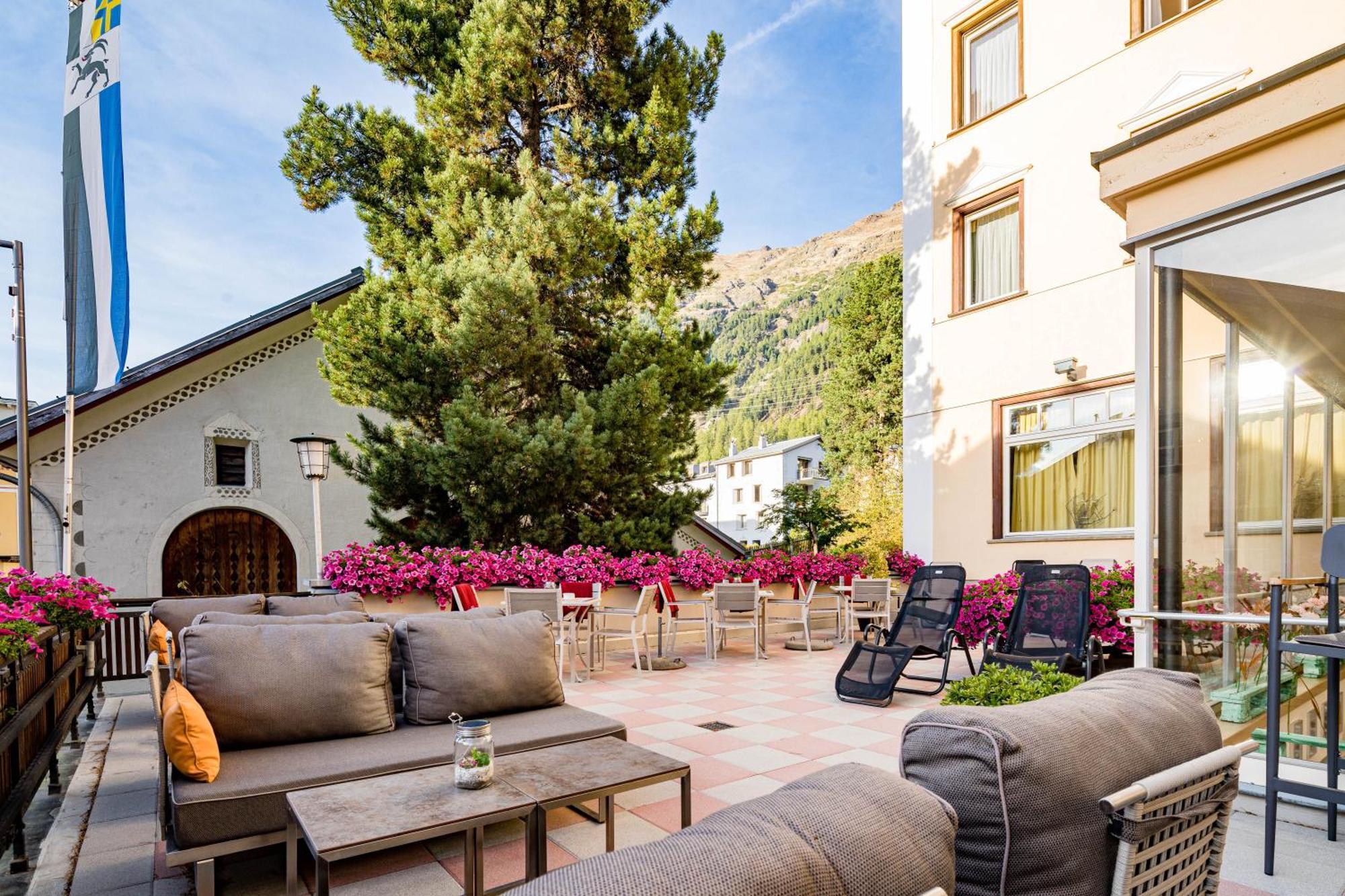 Hotel Engadinerhof Pontresina Exterior foto